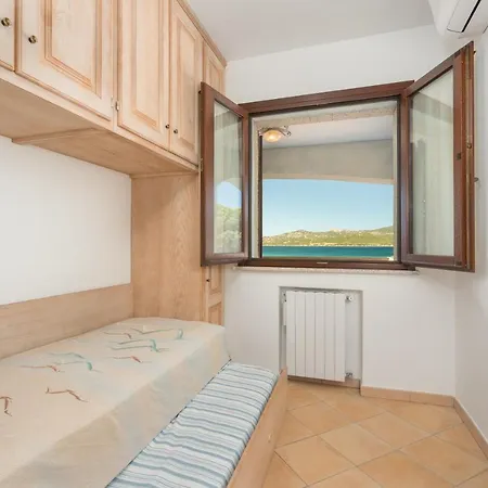 Sardinia Family Villas - Seaside Leonora Pedestrian Area Villa Cannigione