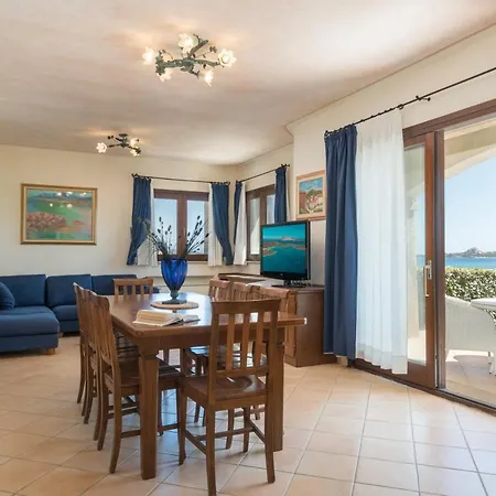 Sardinia Family Villas - Seaside Leonora Pedestrian Area