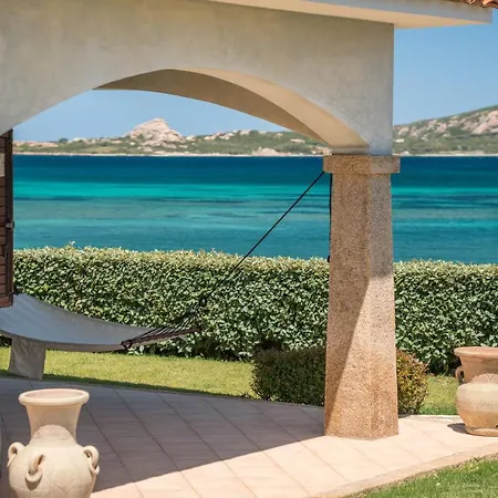 וילה Sardinia Family Villas - Seaside Leonora Pedestrian Area